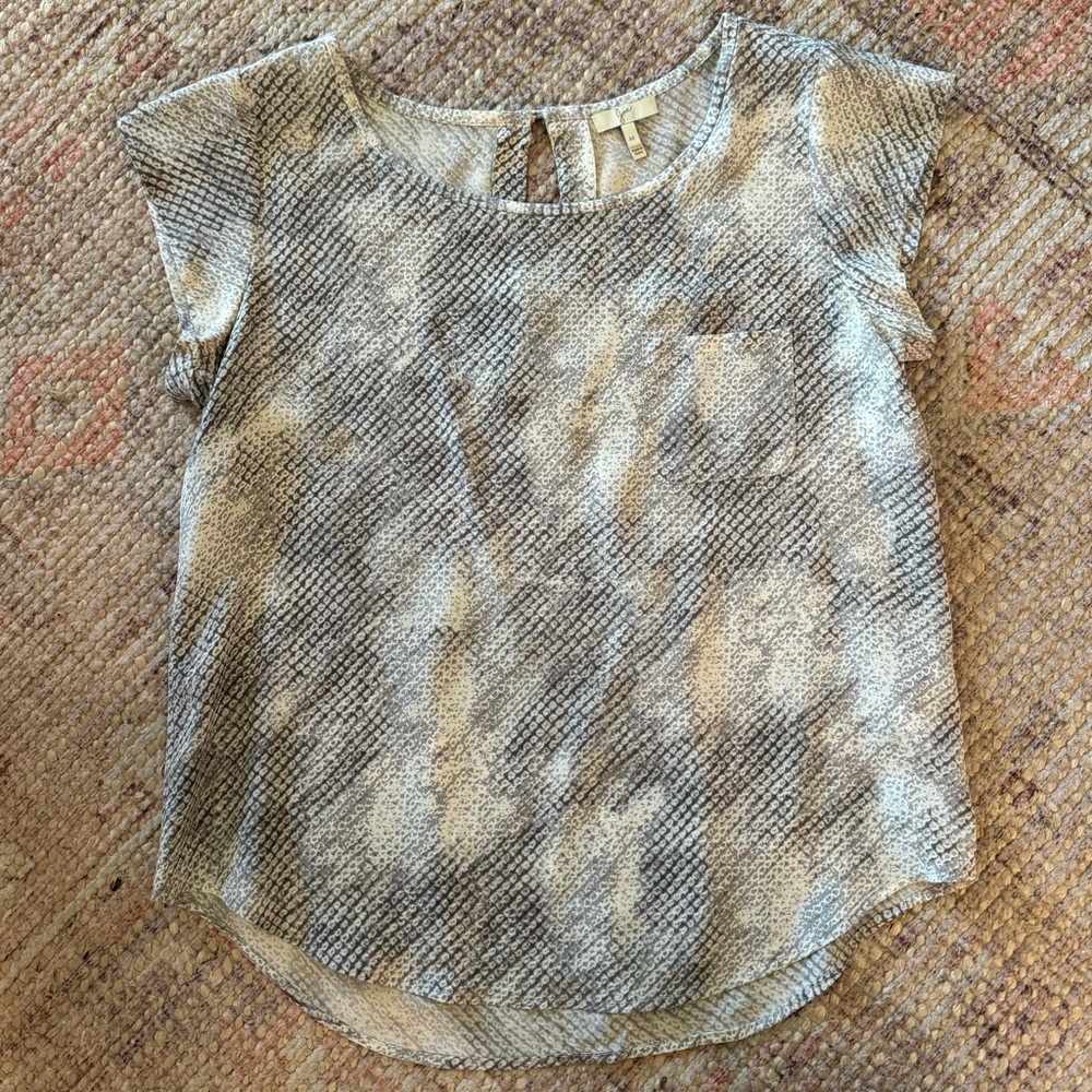 Joie 100% Silk Gray and White Snake-print Top